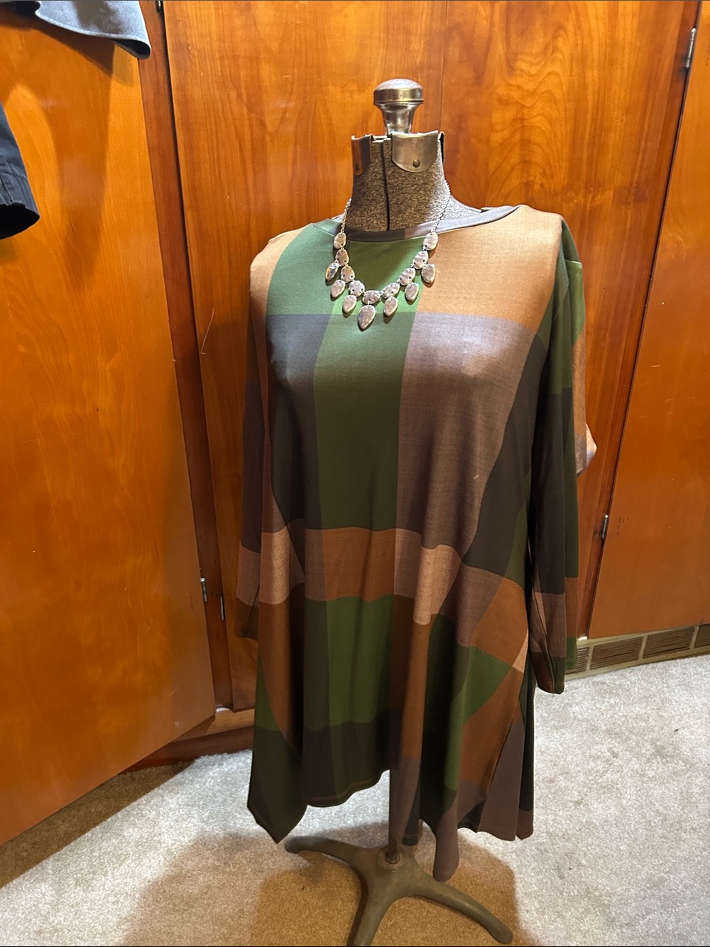 SHEIN Olive Green Brown Colorblock Long Sleeve Tunic Top